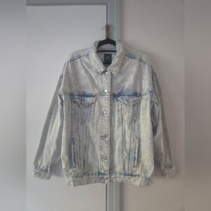 Denim Oversized Trucker Jacket Light Wash